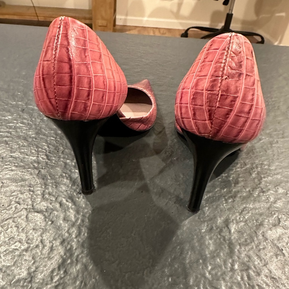 Y2K Kenneth Cole D’orsay Impress Pink Croc Pointed Toe Pump - Picture 9 of 16